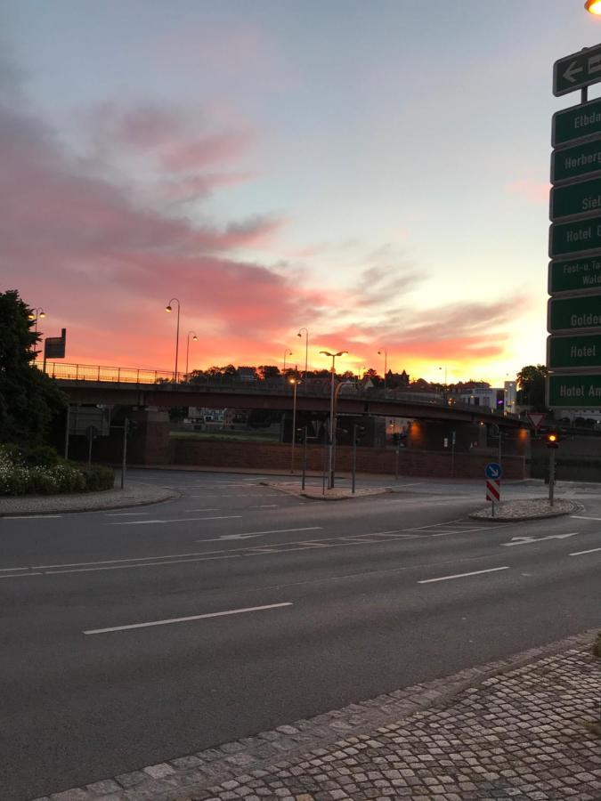 Hostel Meissen Old Town Bridge Buitenkant foto