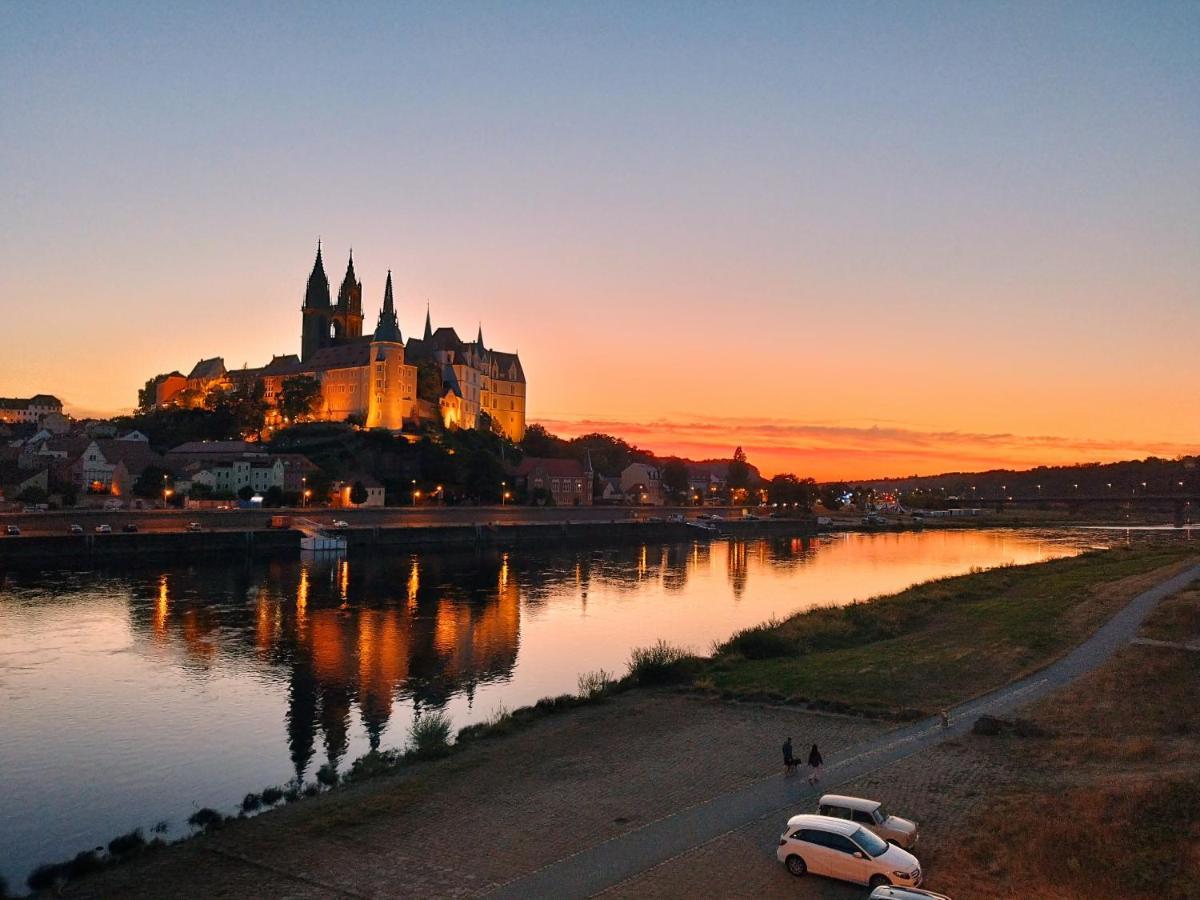 Hostel Meissen Old Town Bridge Buitenkant foto