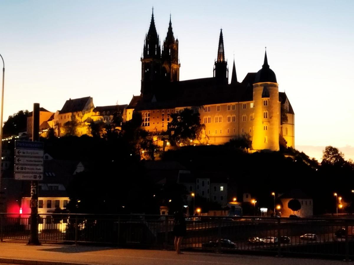 Hostel Meissen Old Town Bridge Buitenkant foto